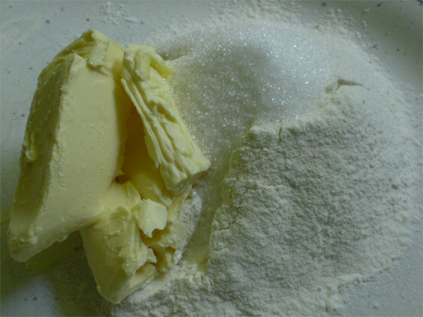 Glückskeks Mürbeteig aus Butter, Mehl, Zucker